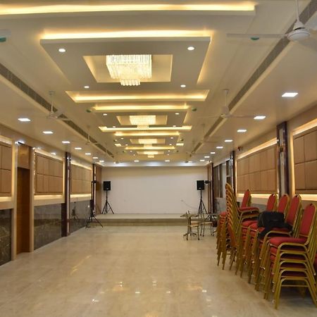 Le Arul Park Hotel Karaikal Luaran gambar