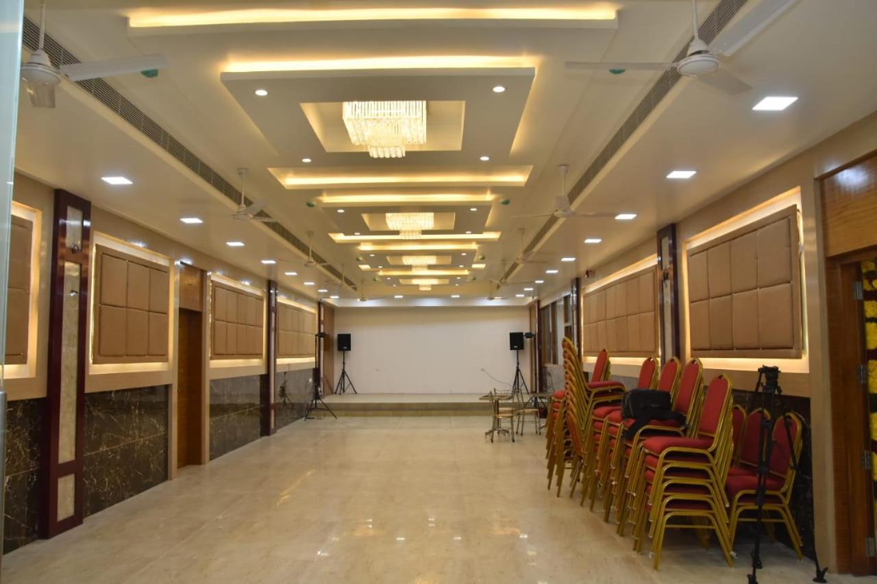 Le Arul Park Hotel Karaikal Luaran gambar